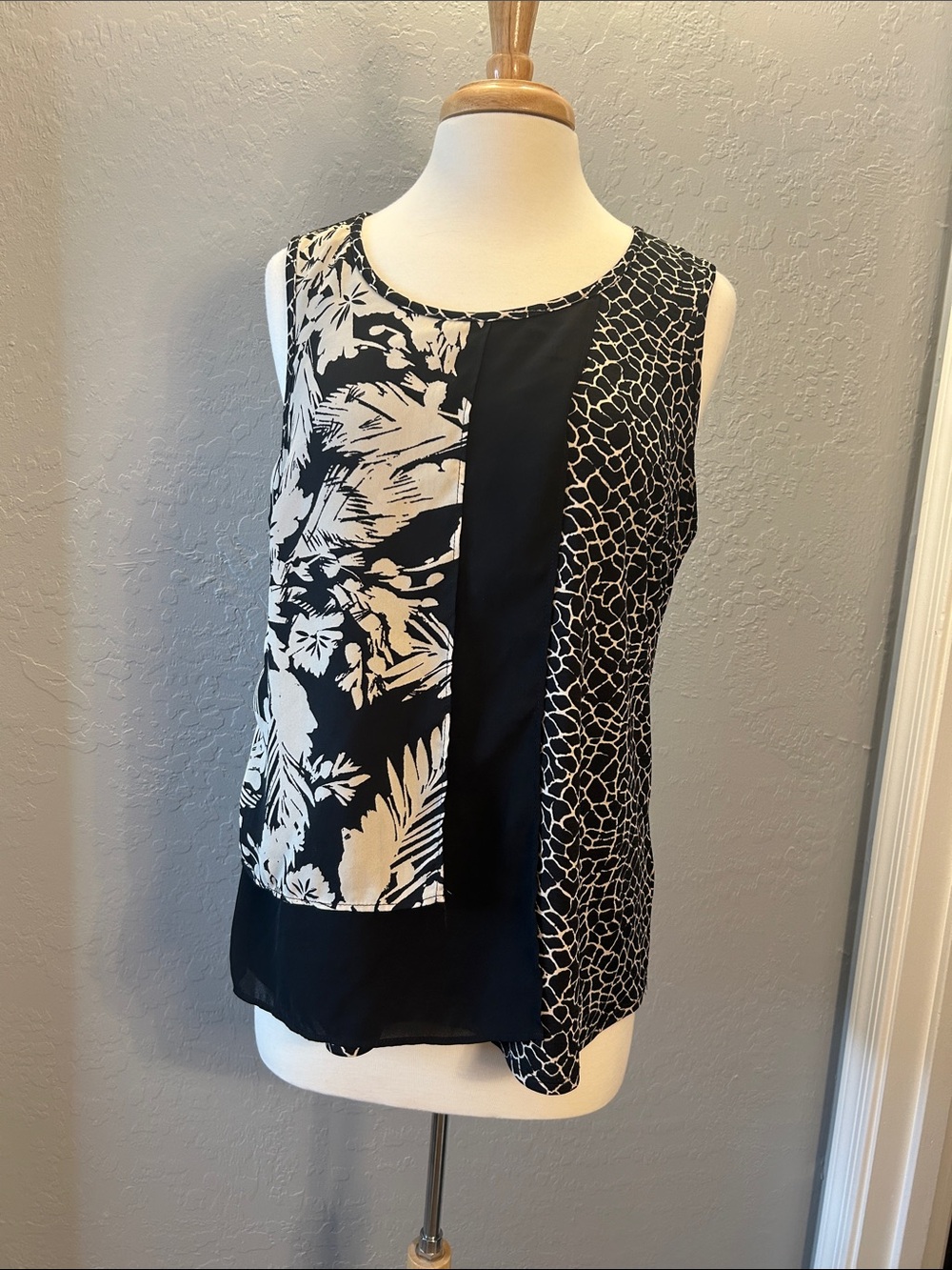 Roz & Ali Black and Cream  Print Blouse